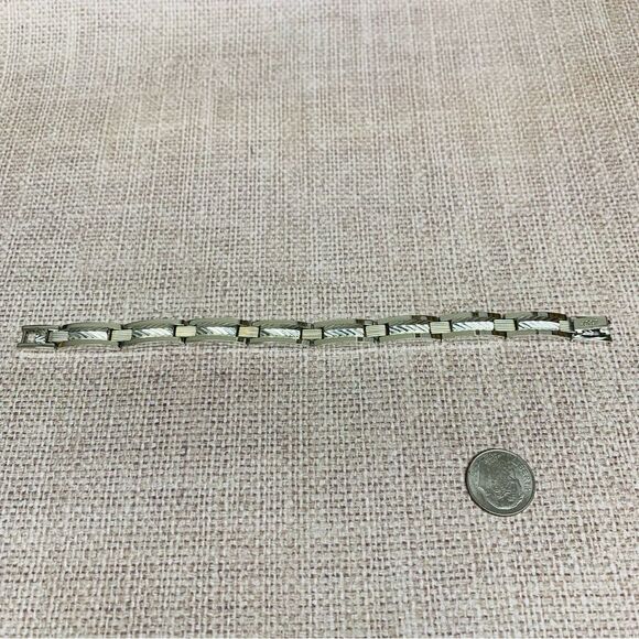 Sharp Silver Etched Cut Bracelet - Picture 1 of 3